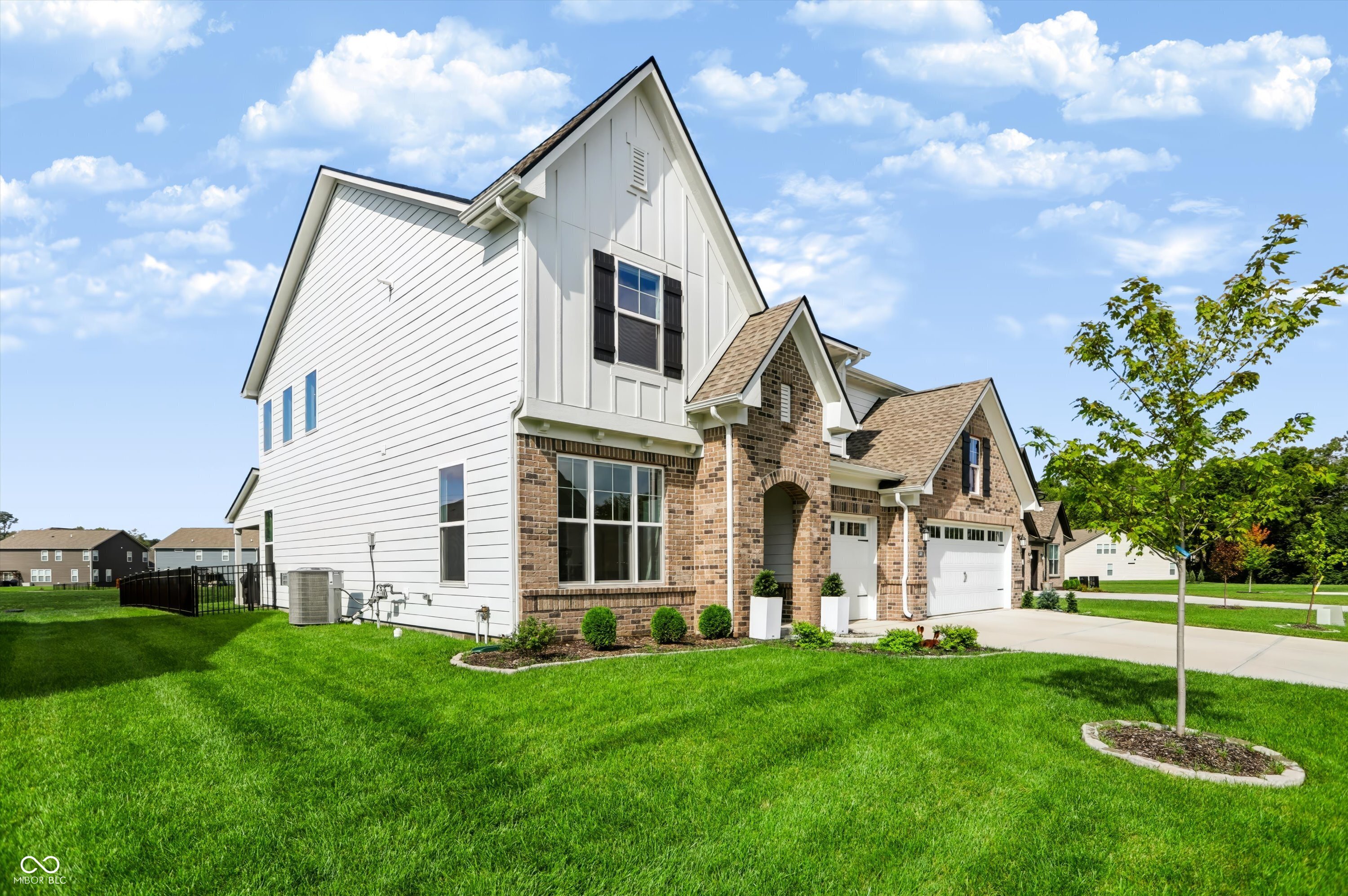 1228 Thornwood Drive