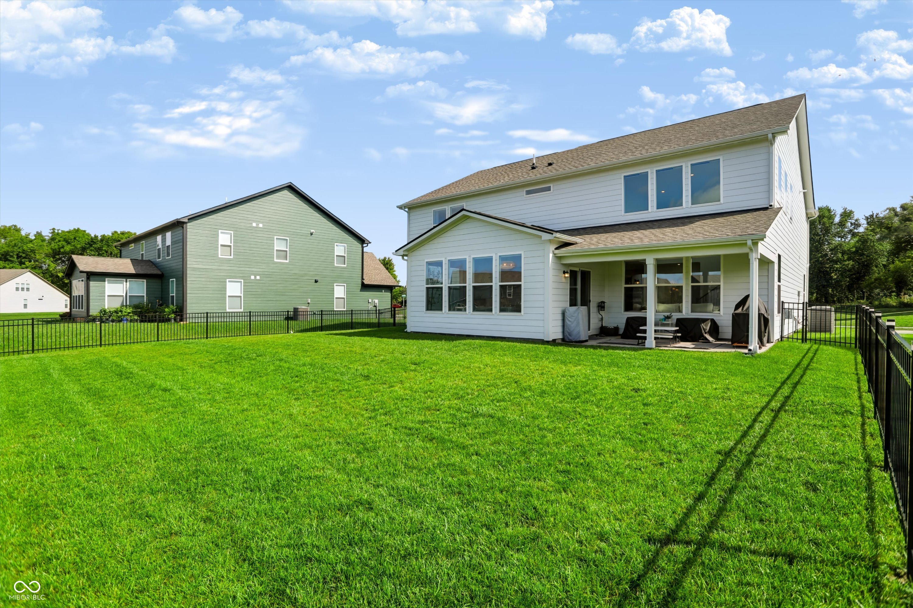 1228 Thornwood Drive