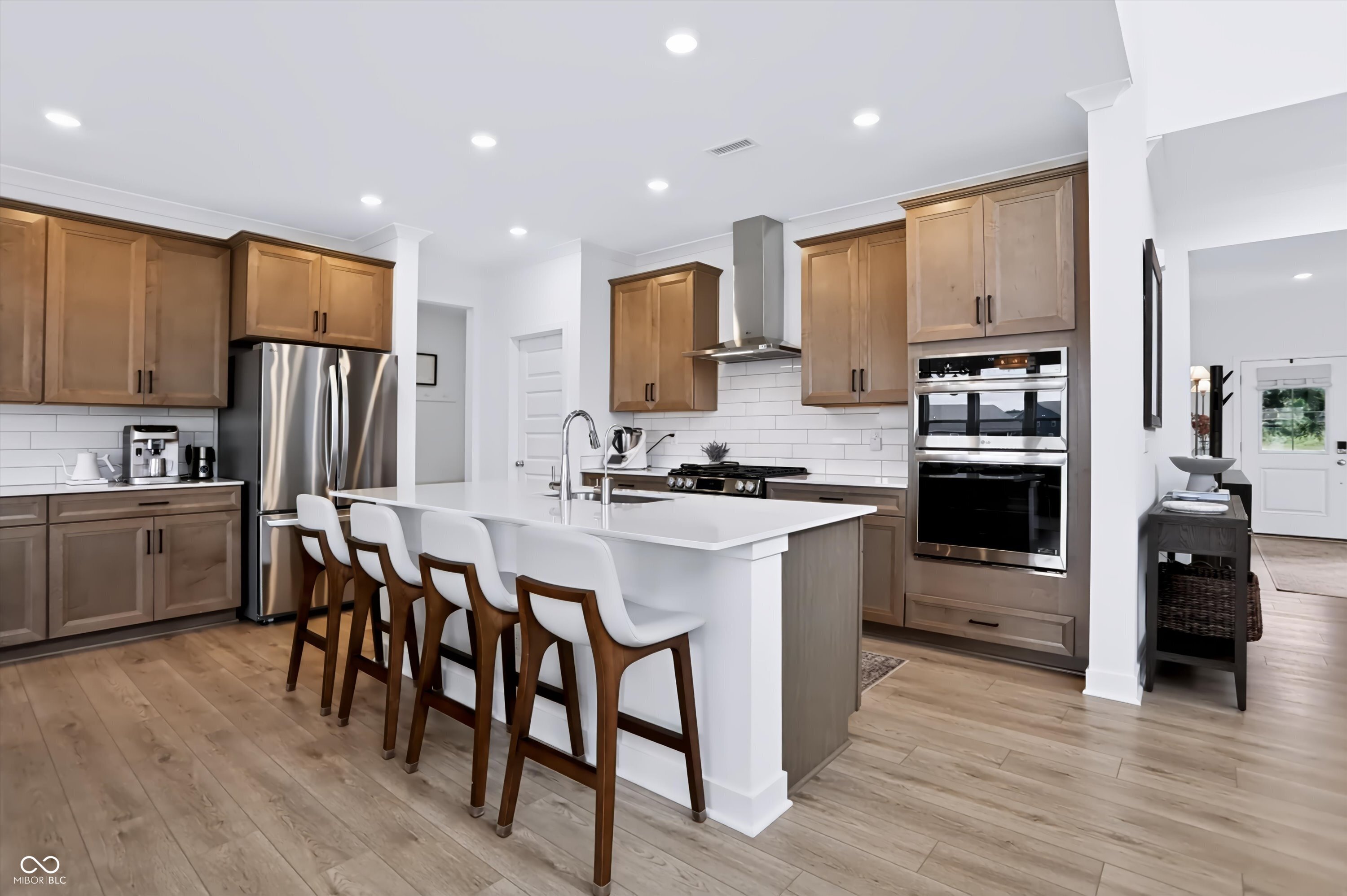 1228 Thornwood Drive