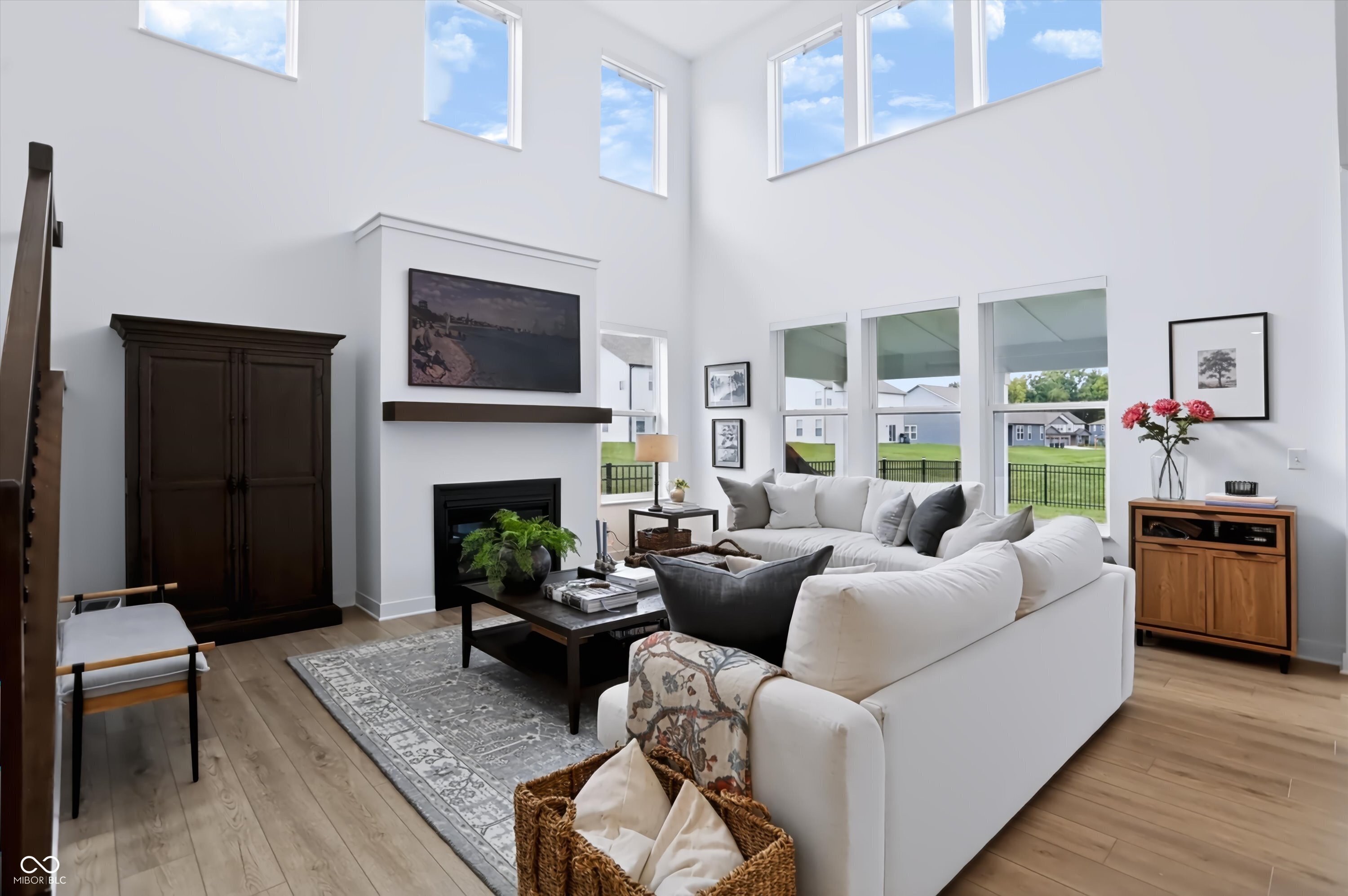 1228 Thornwood Drive