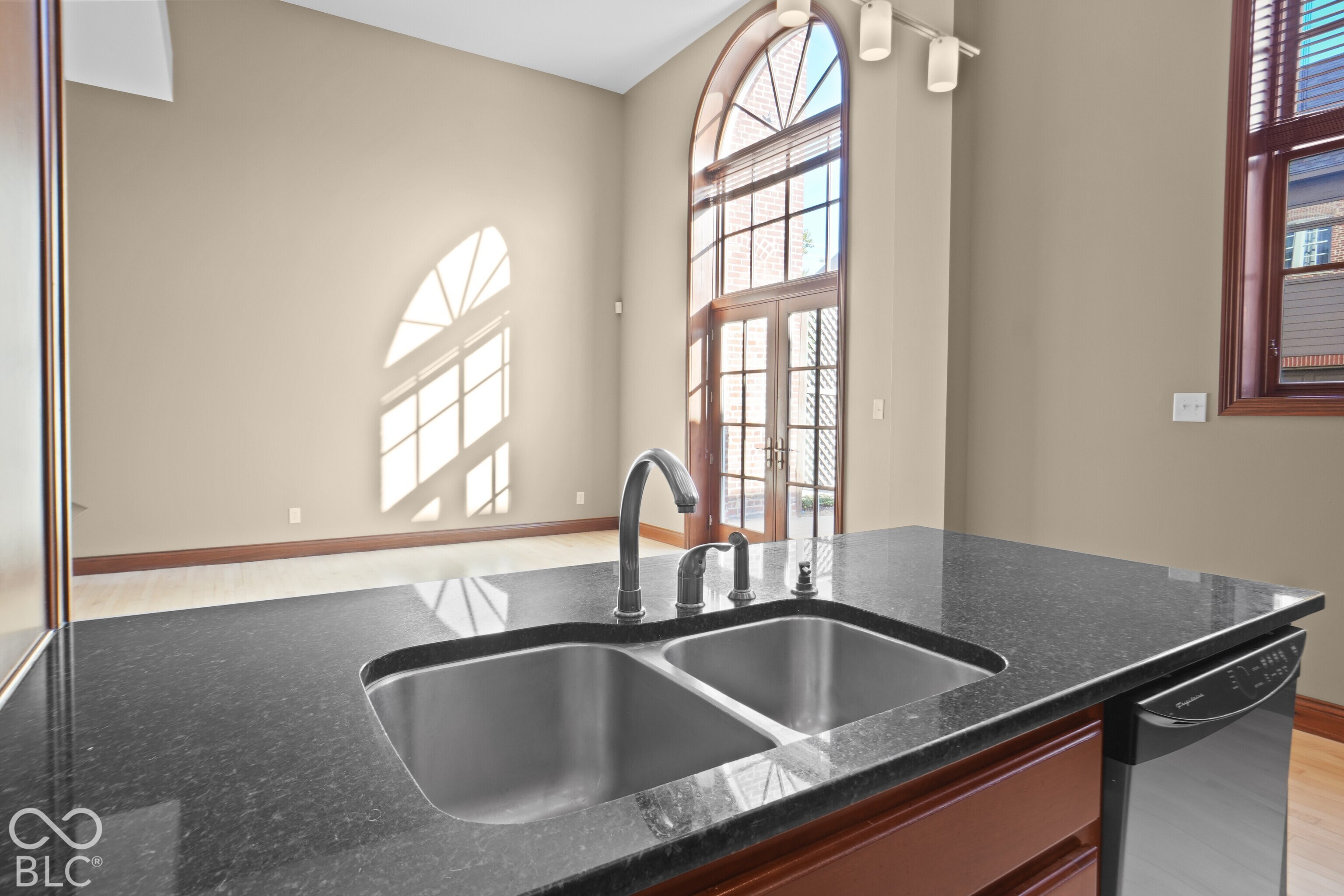 1529 N Alabama Street Unit: UNIT C