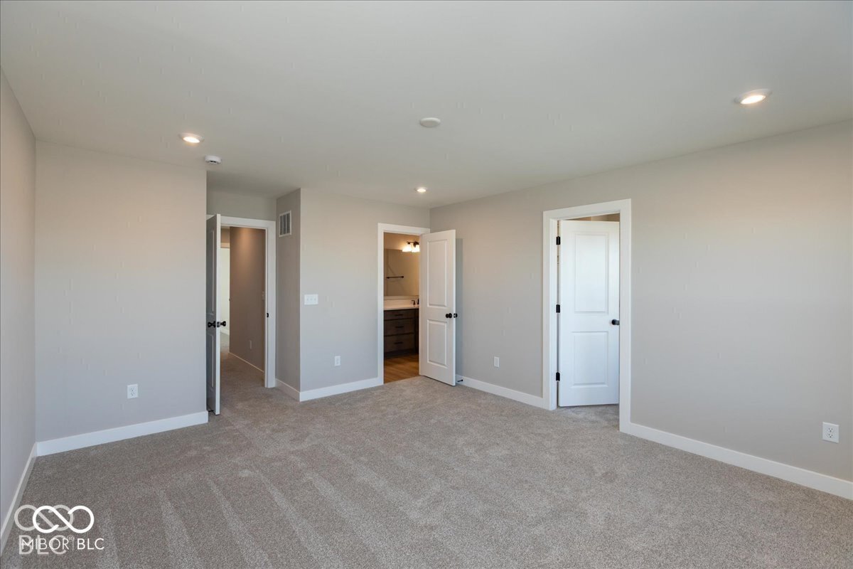 406 Elite Street