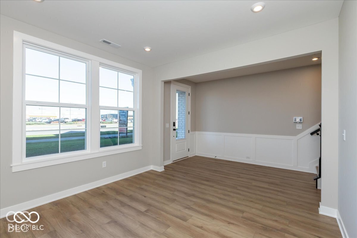406 Elite Street