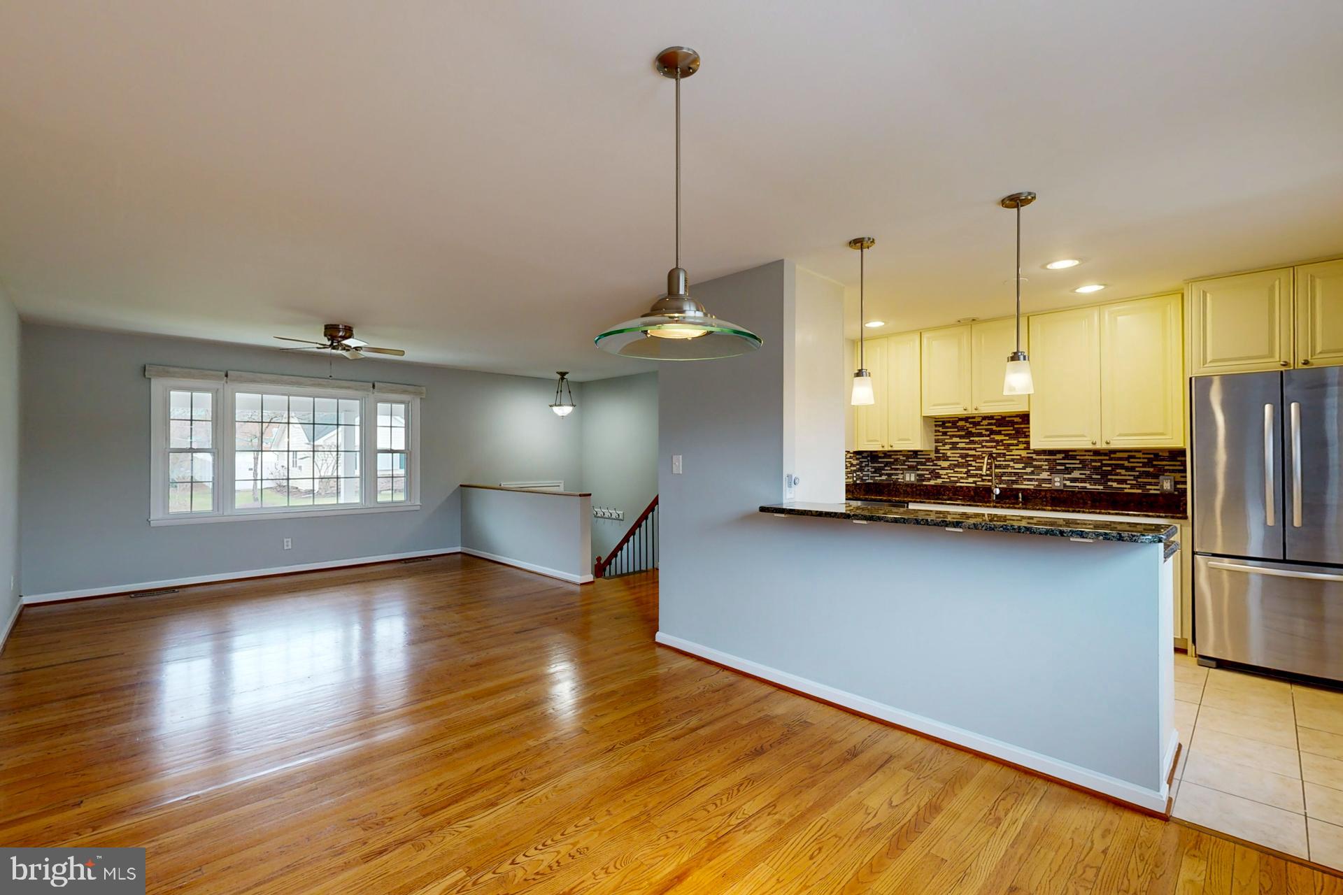 462 Monterey Ave