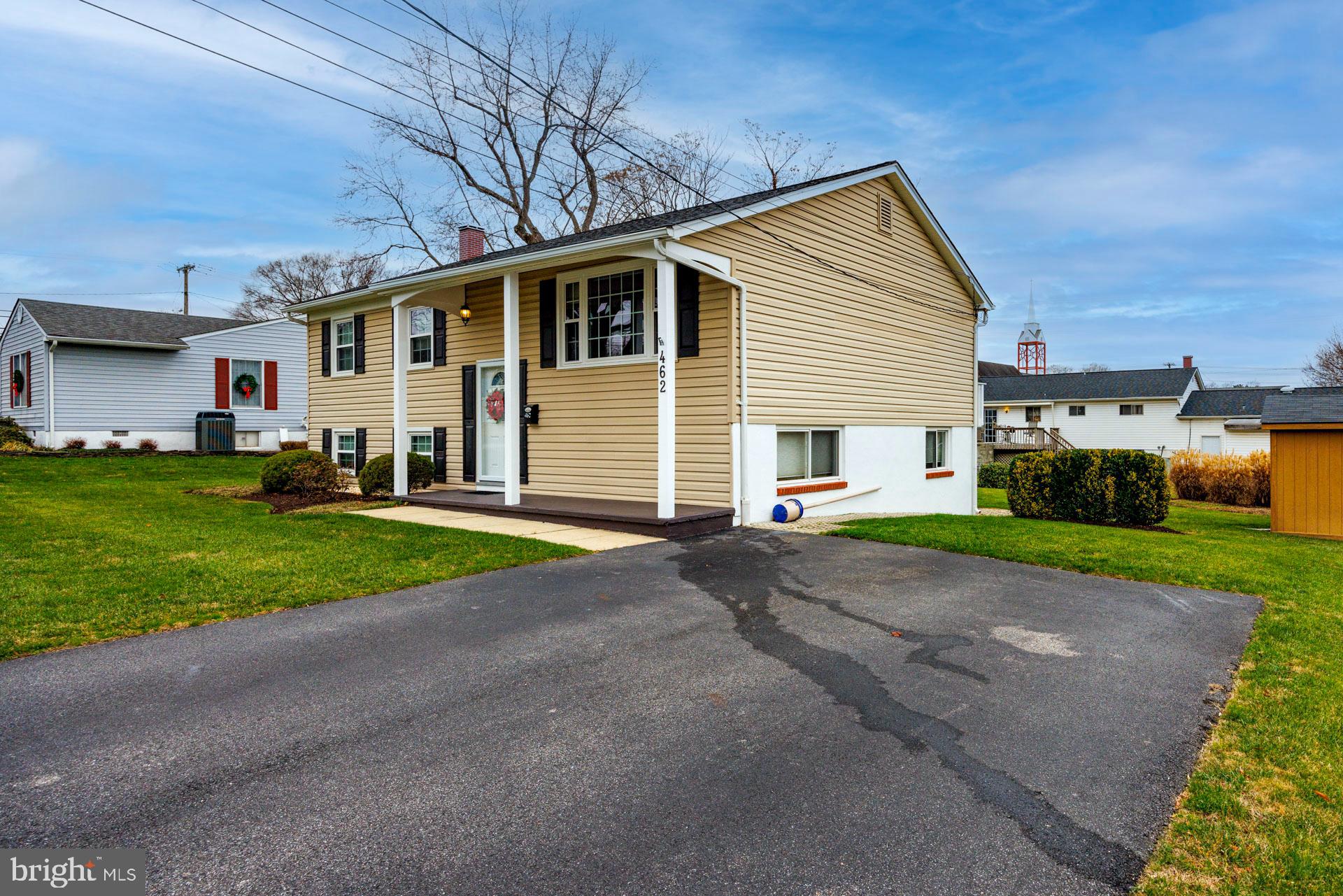 462 Monterey Ave