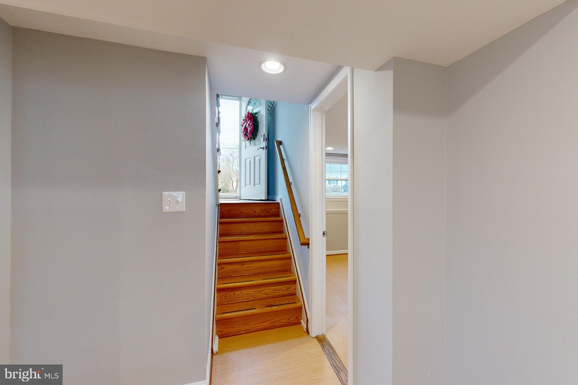 462 Monterey Ave