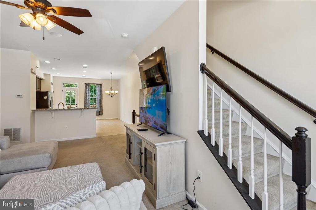 404 WILLOW BEND DRIVE