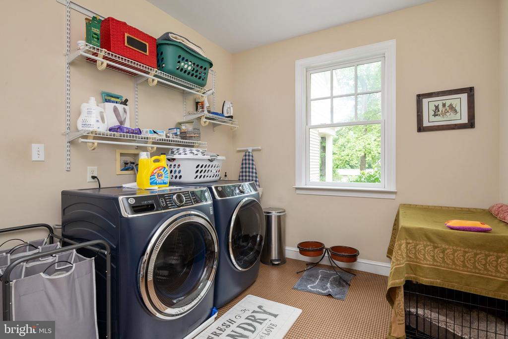 5223 GRENOCK DRIVE