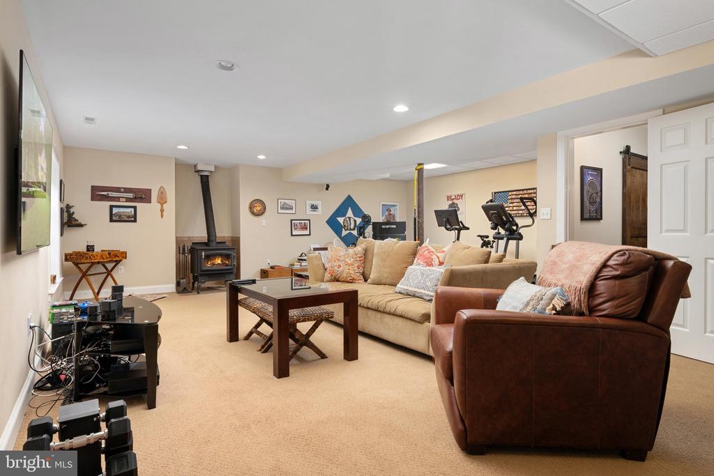 5223 GRENOCK DRIVE