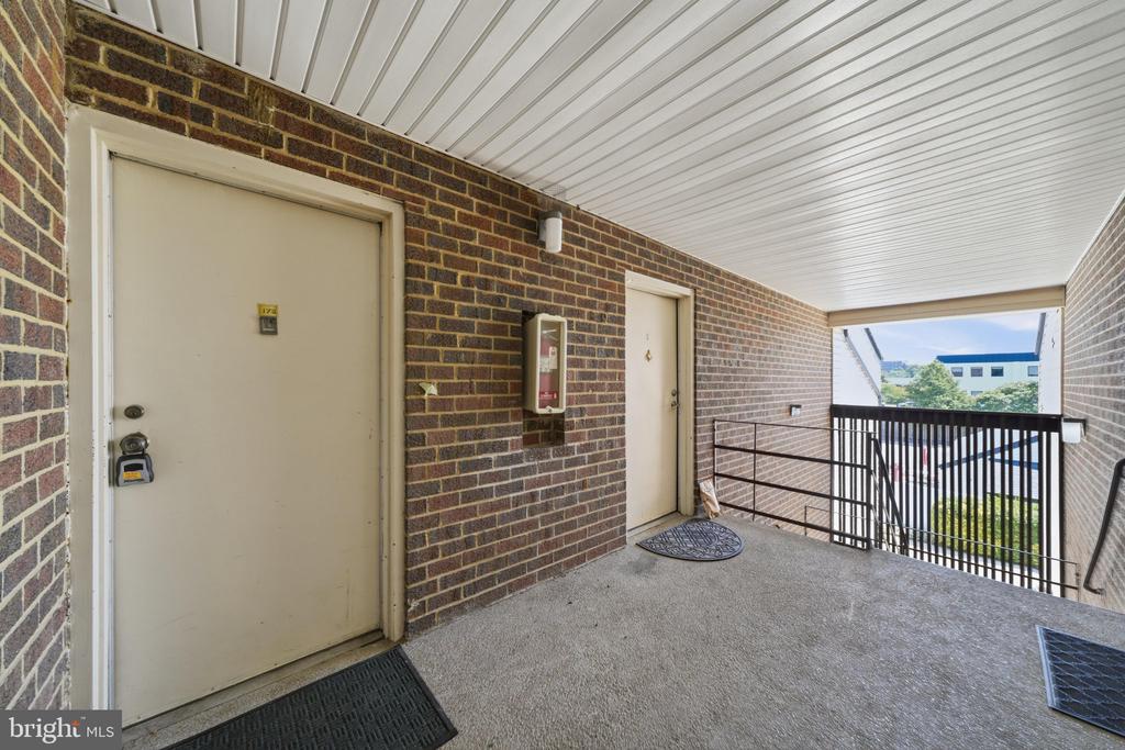 2572 RIVA ROAD Unit: 17B