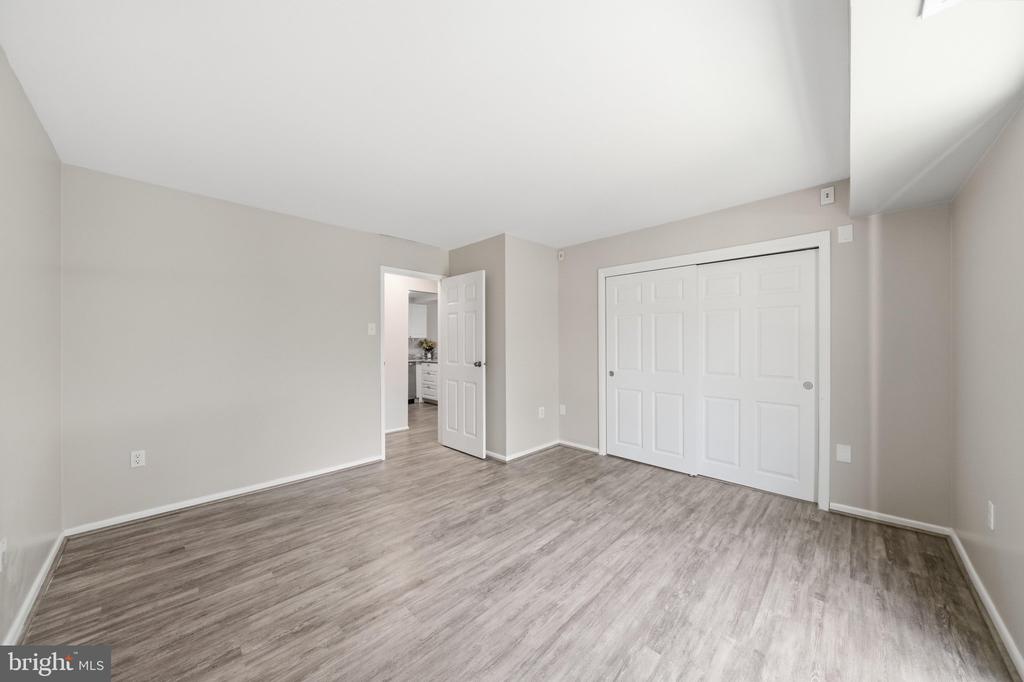 2572 RIVA ROAD Unit: 17B