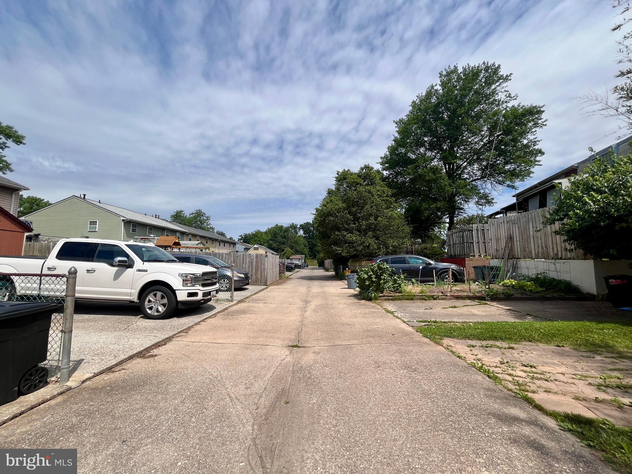 5629 Selford Rd