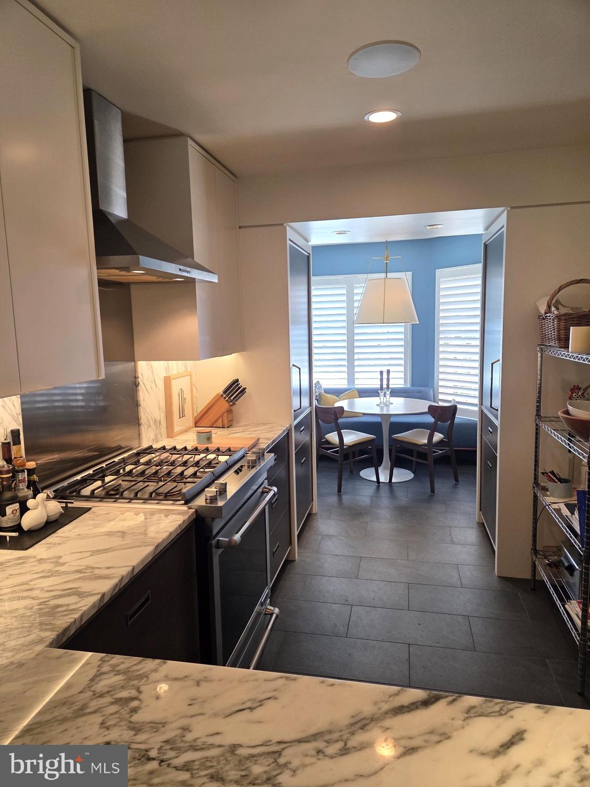 31 RAISIN TREE CIRCLE