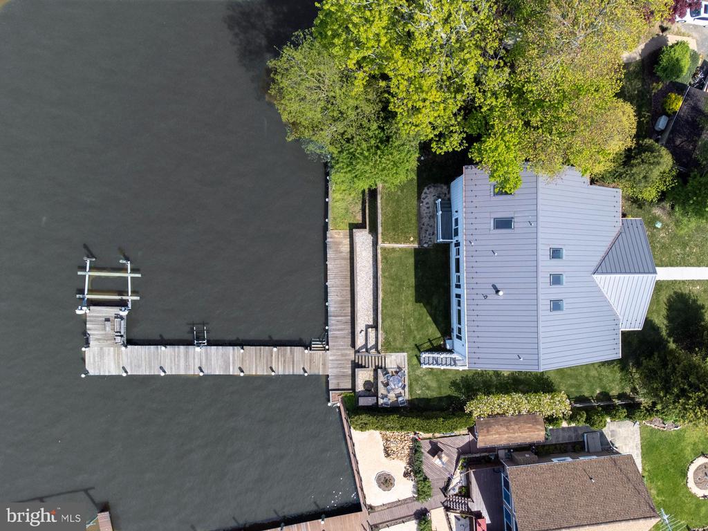 37 Blair Ln