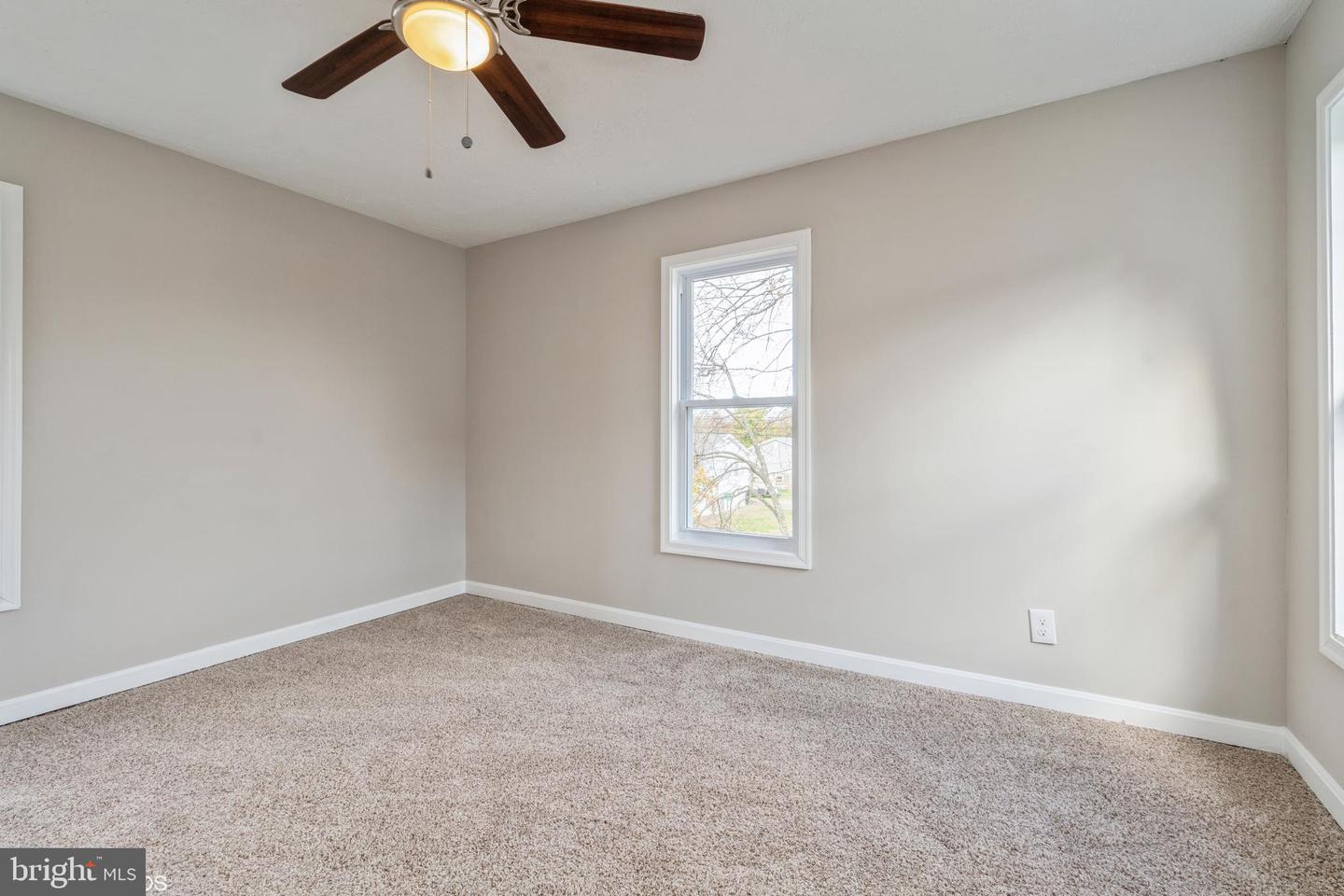 511 W Sunset Ave