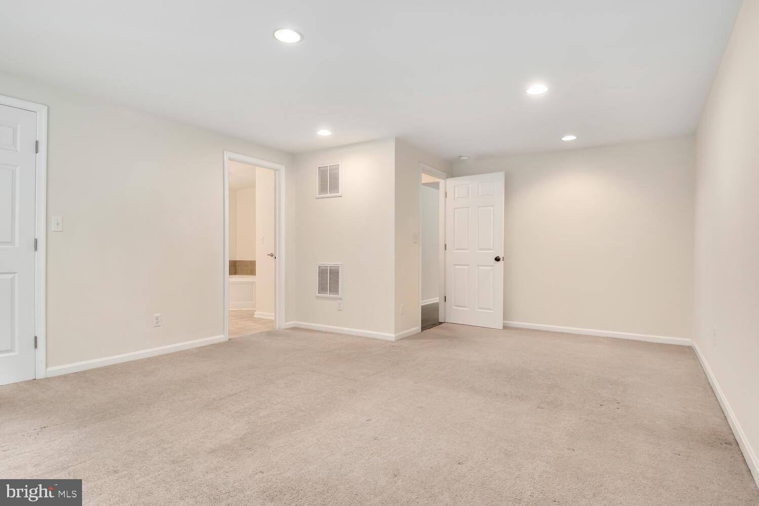 23116 Gilpin Point Rd