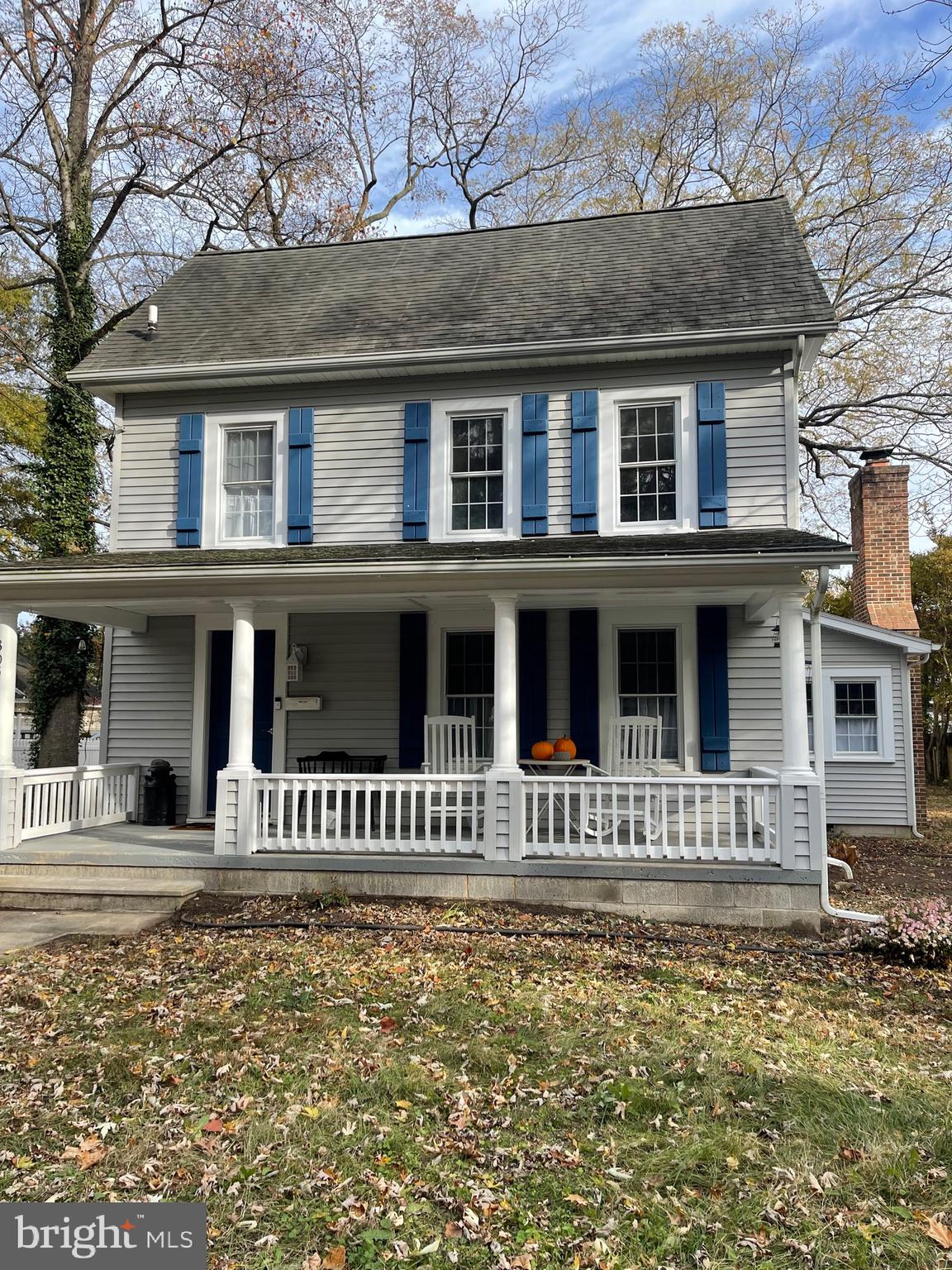305 S 2nd St