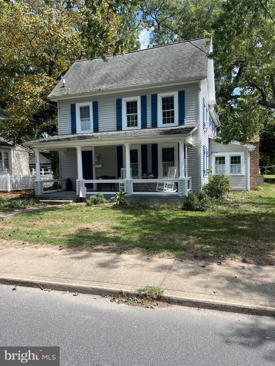 305 S 2nd St
