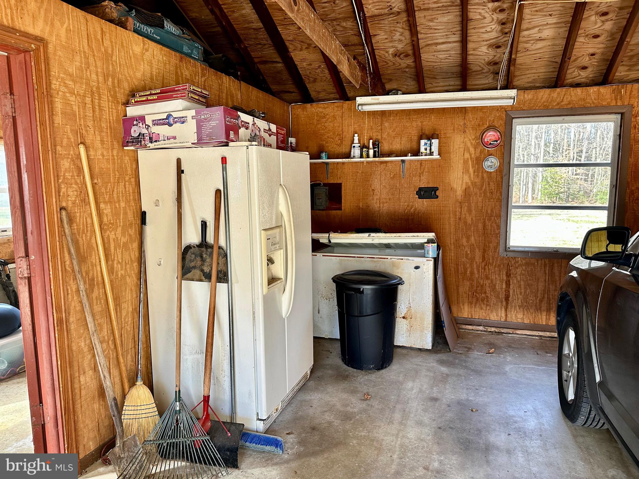 1111 Camp Rd