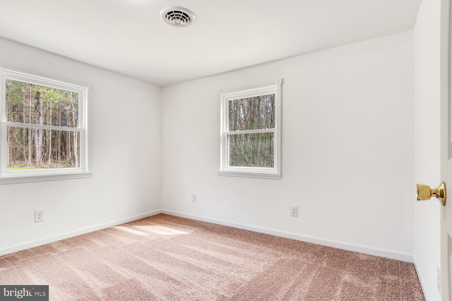 22506 Hillsboro Rd