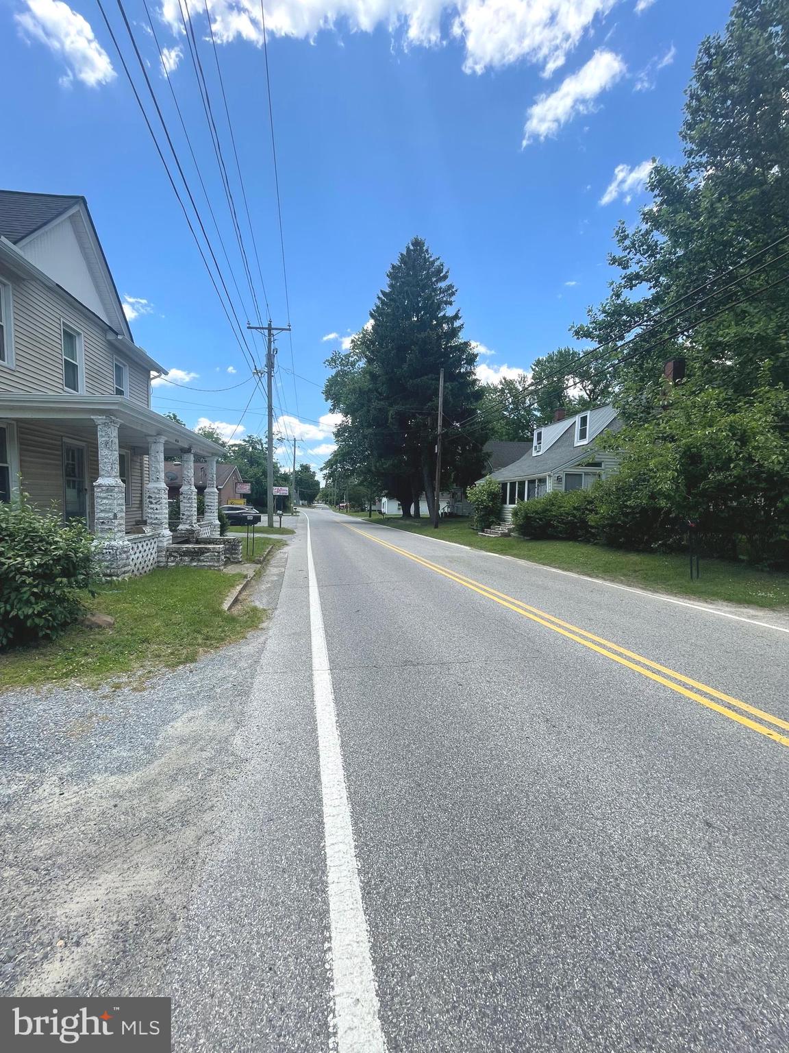 406 N Main St