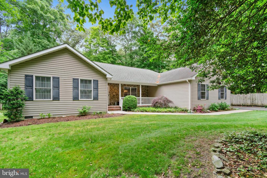 26062 Holly Ln