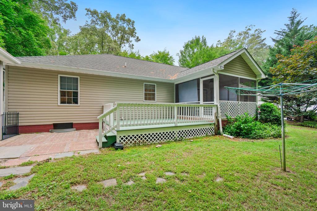 26062 Holly Ln