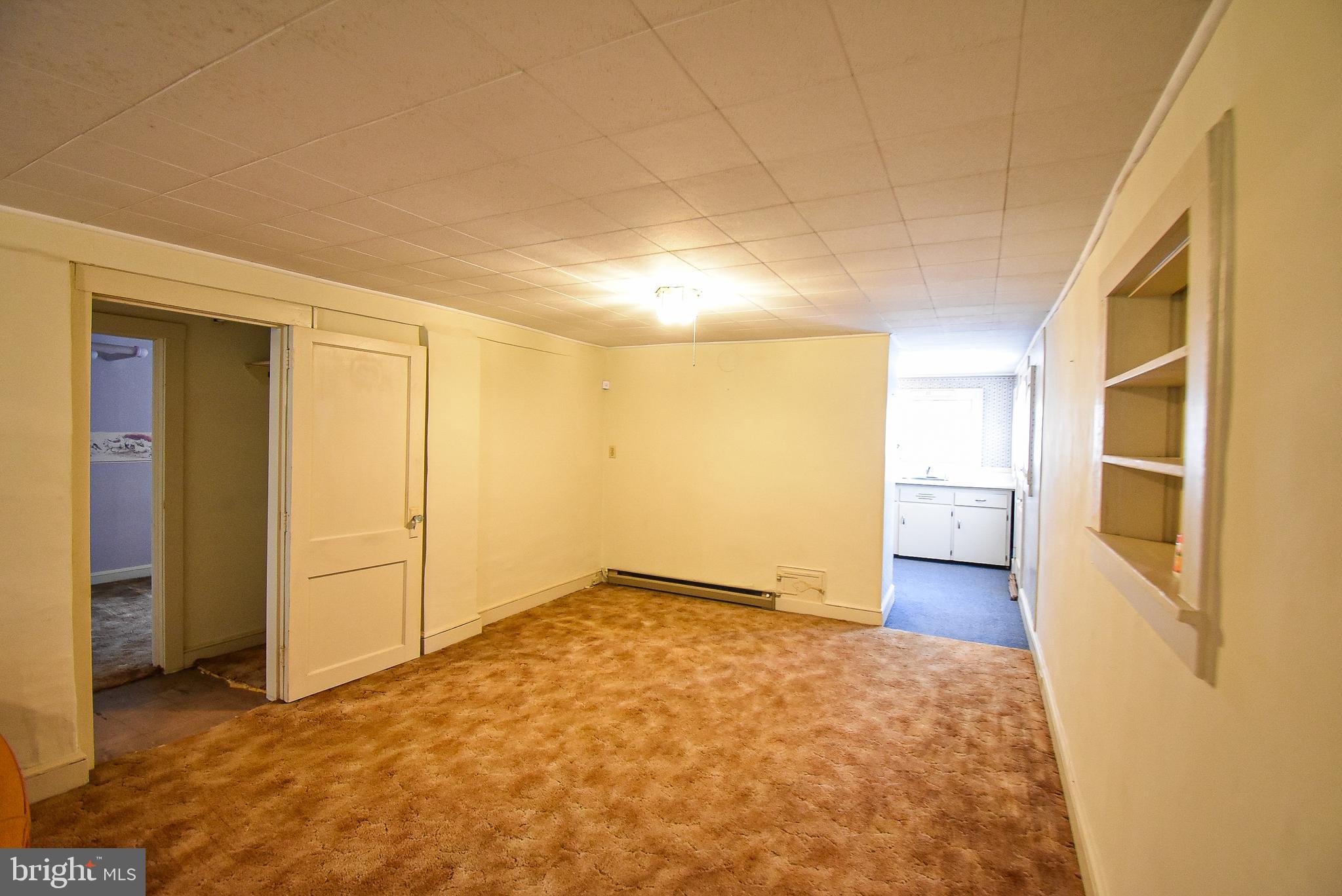 122 Main St