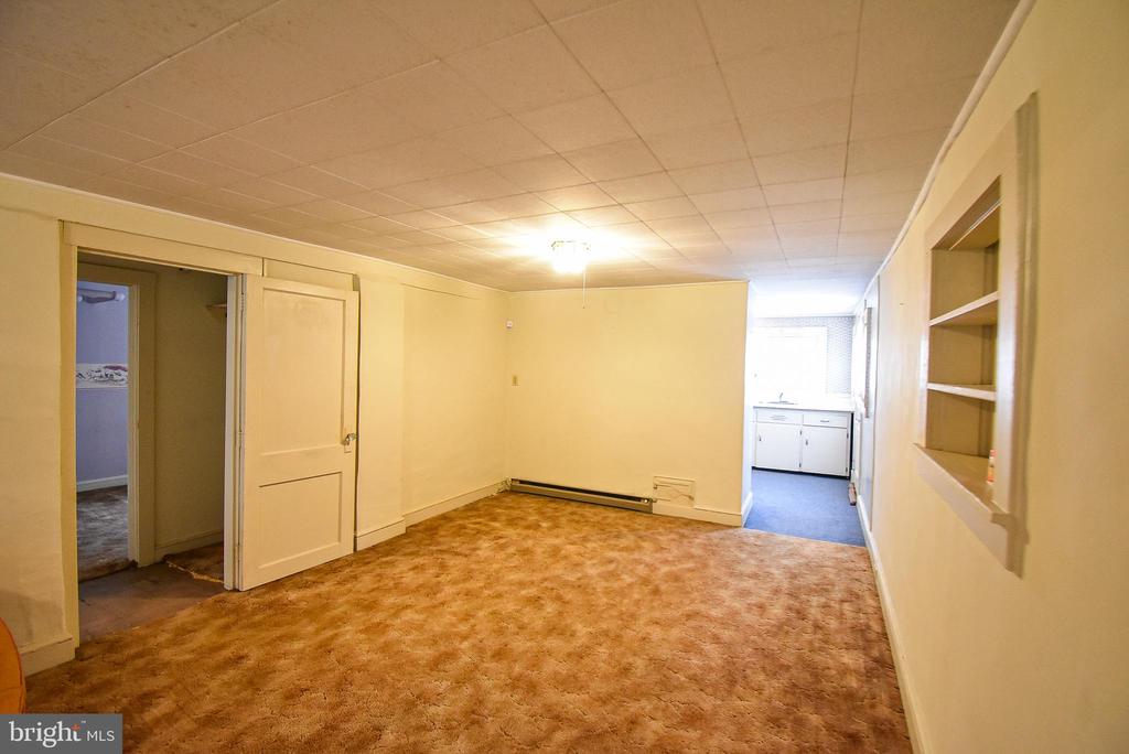122 Main St