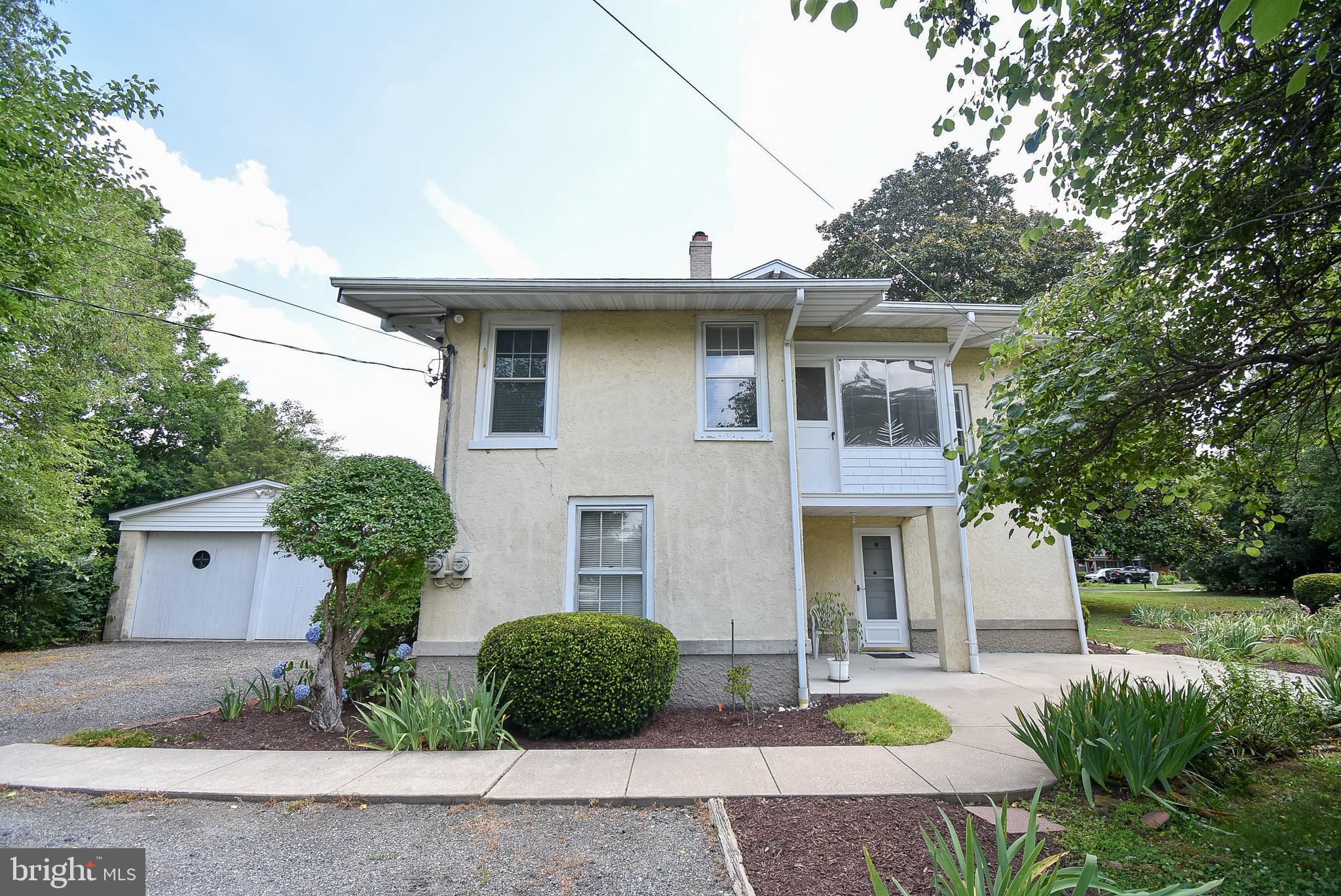 122 Main St