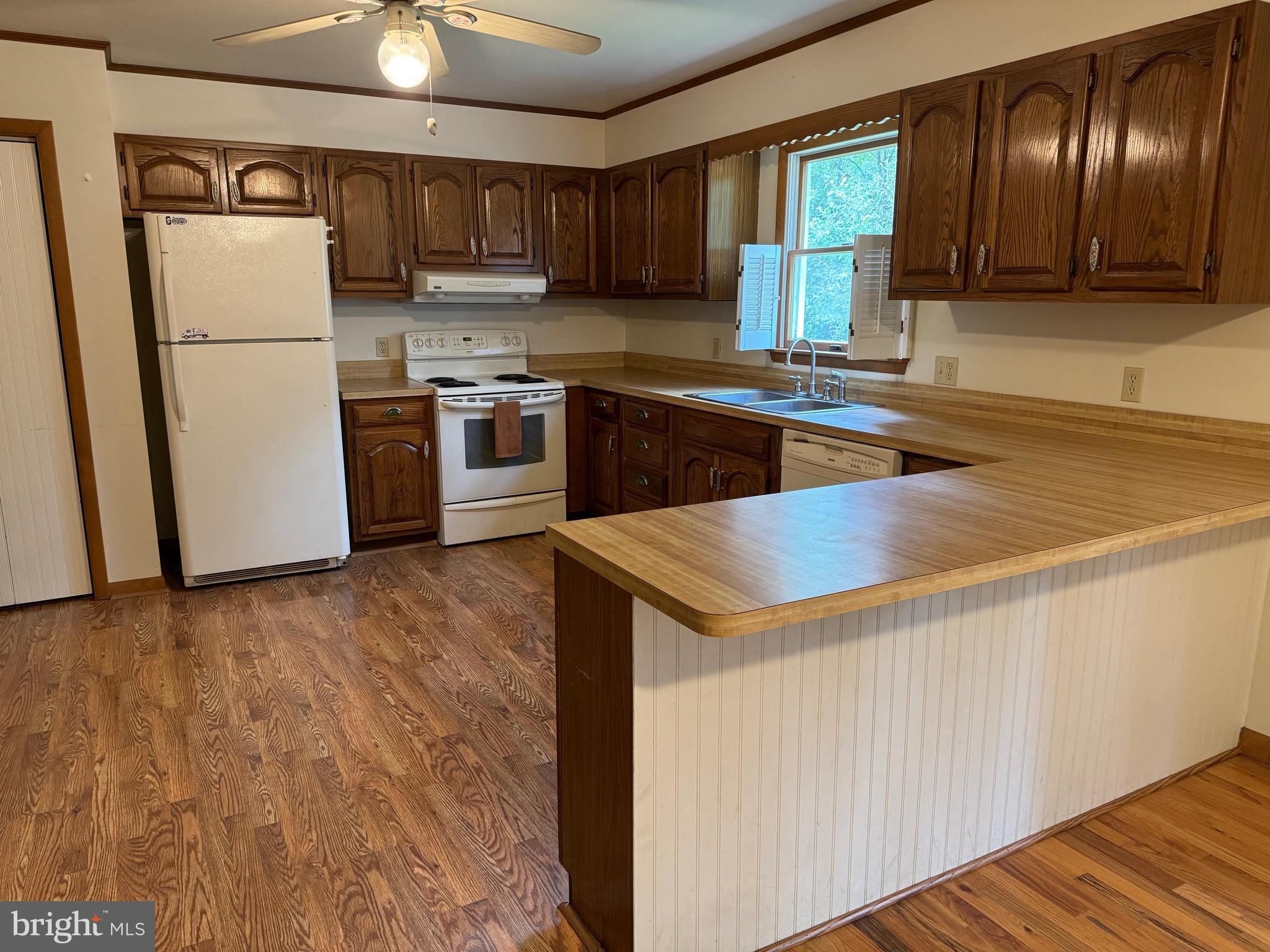 11108 Log Cabin Rd