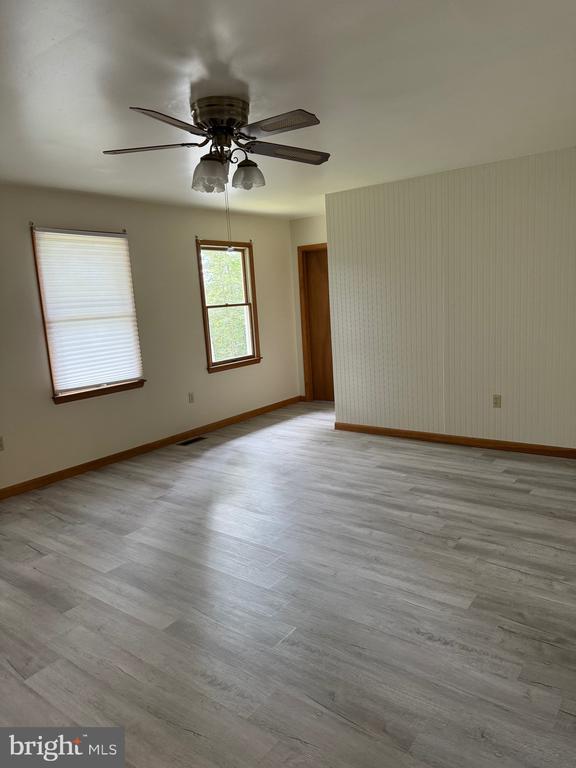 11108 Log Cabin Rd