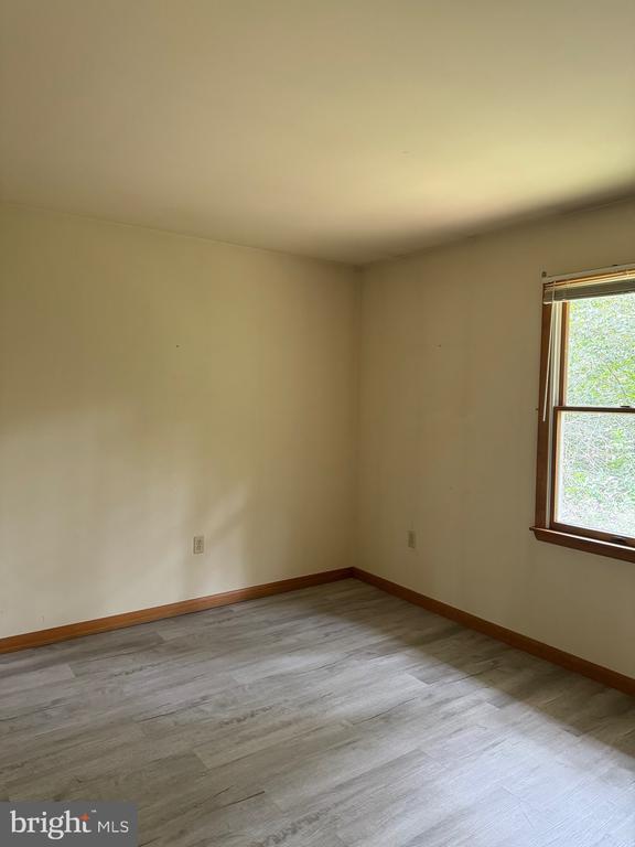 11108 Log Cabin Rd