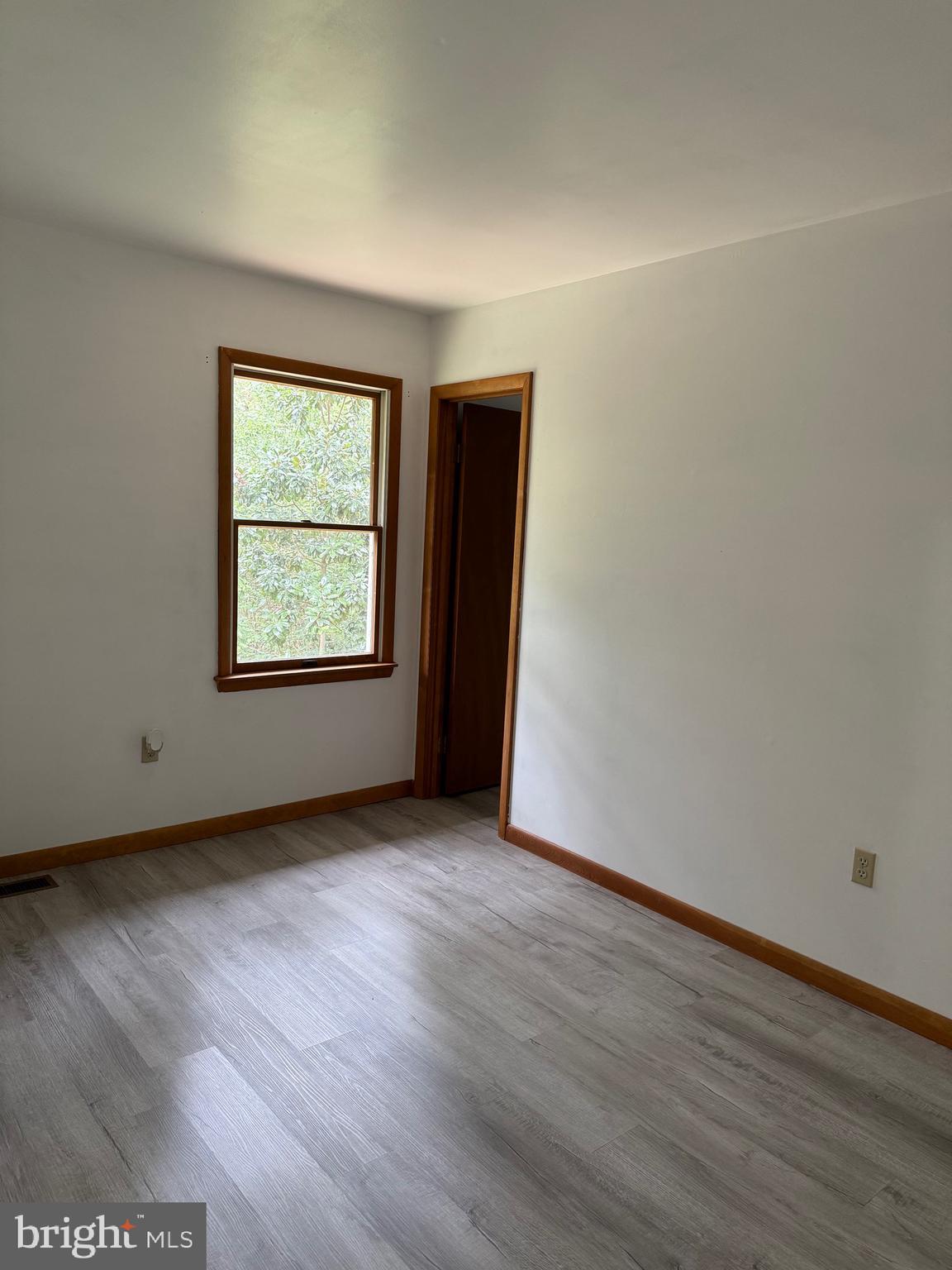 11108 Log Cabin Rd