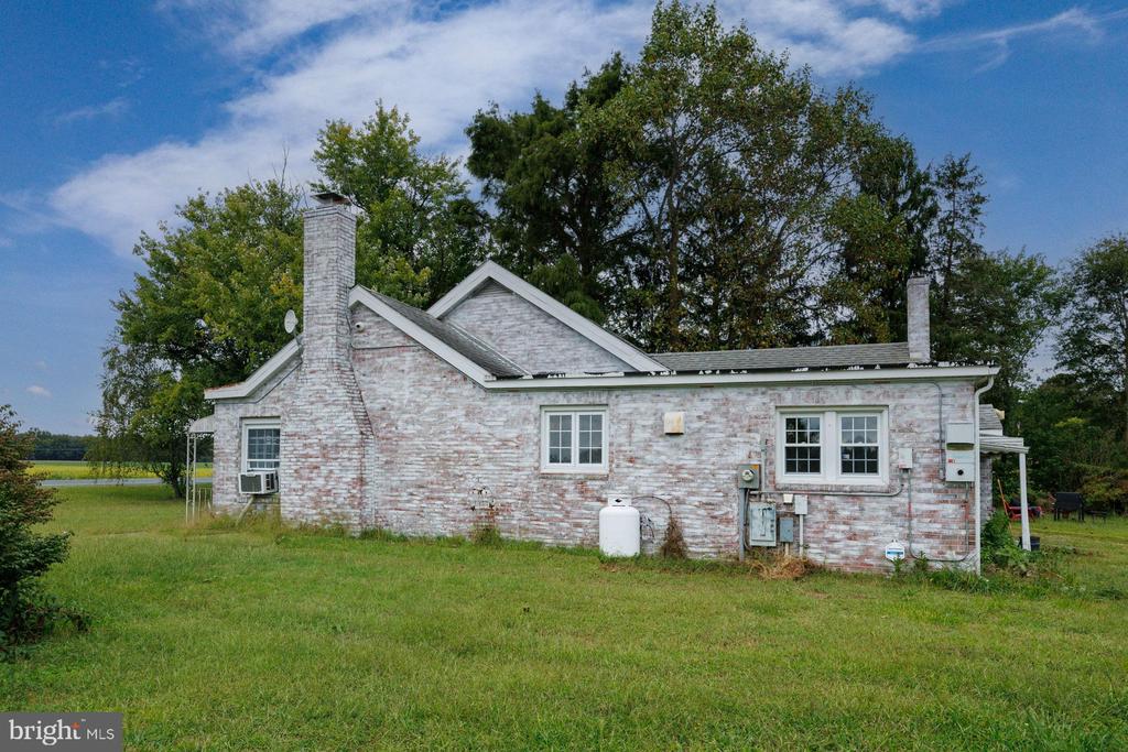 26220 Auction Rd