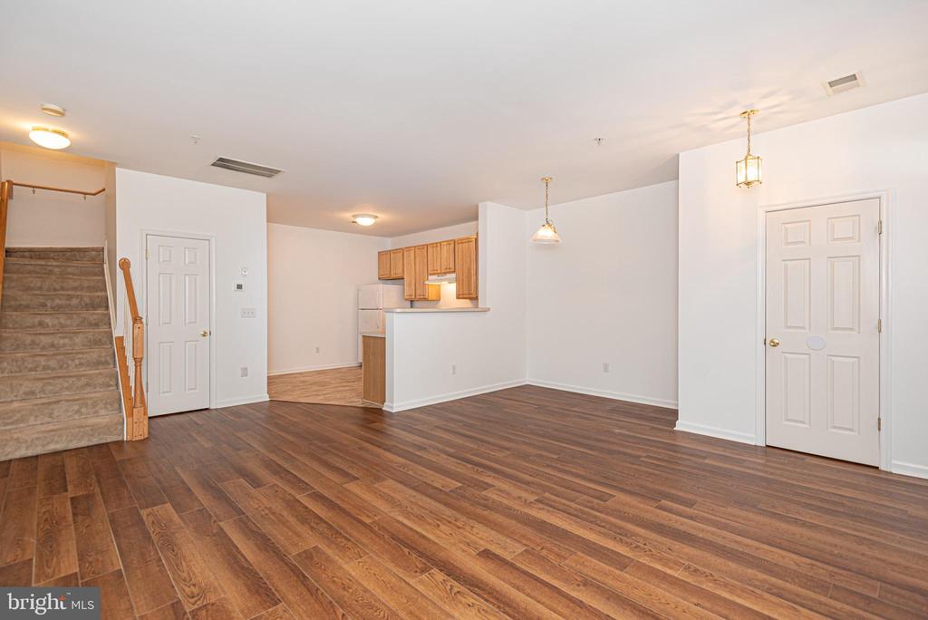 1706 Blue Heron Dr