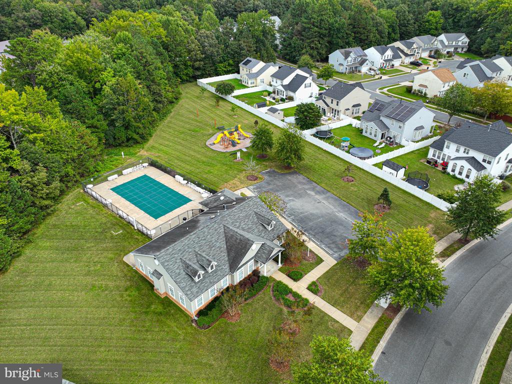 1706 Blue Heron Dr