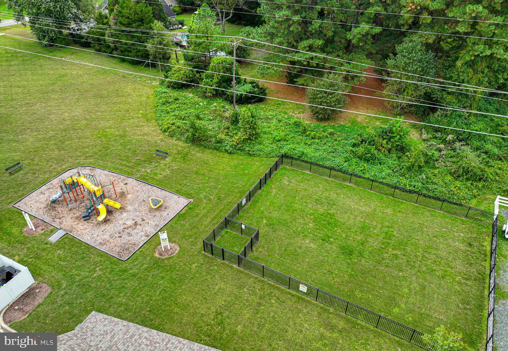 1706 Blue Heron Dr