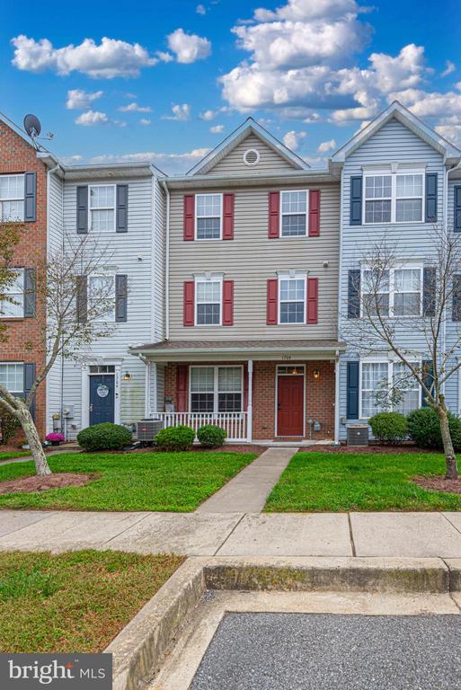 1706 Blue Heron Dr
