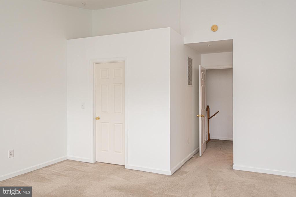 1706 Blue Heron Dr