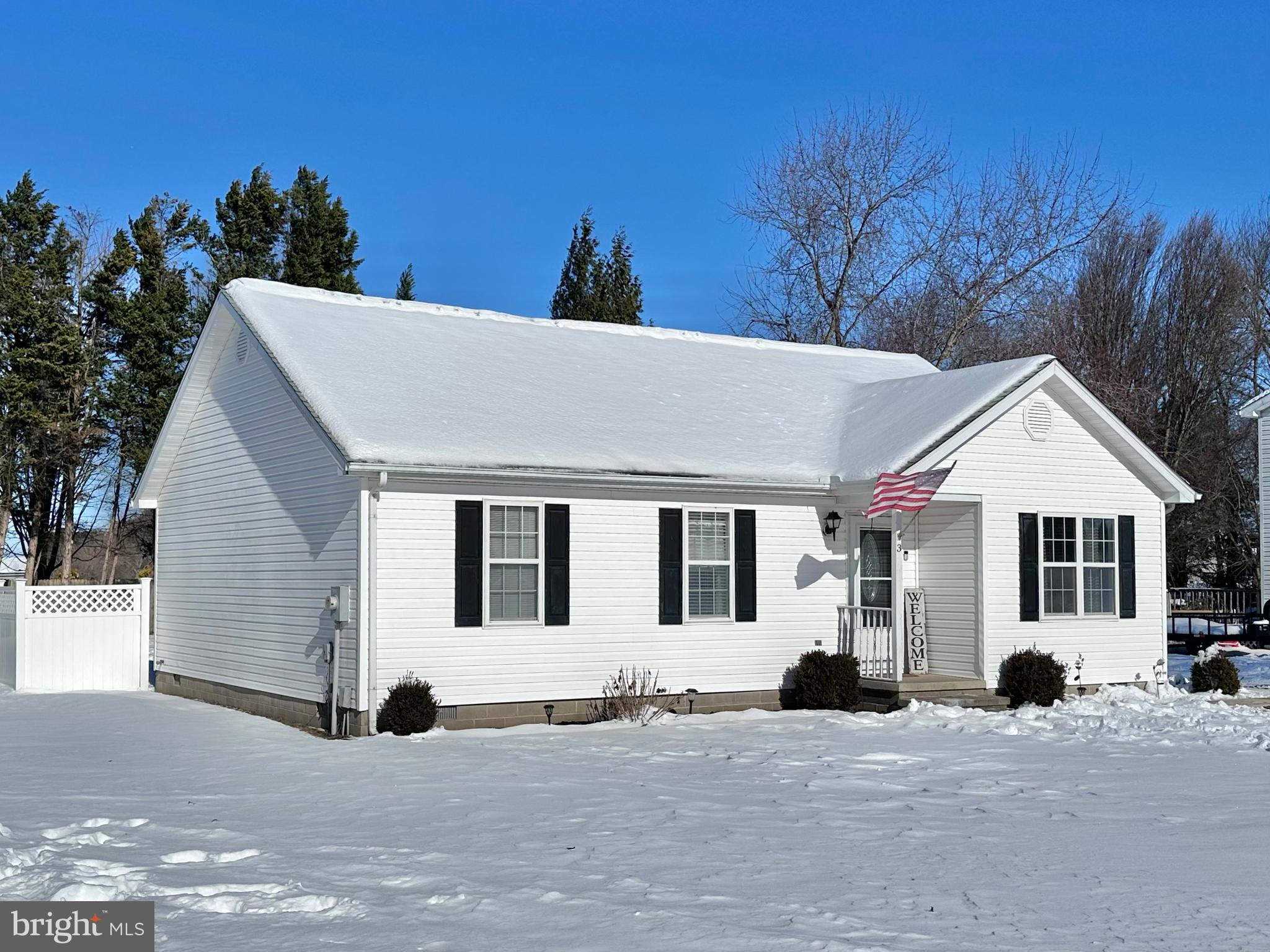3 Oak St