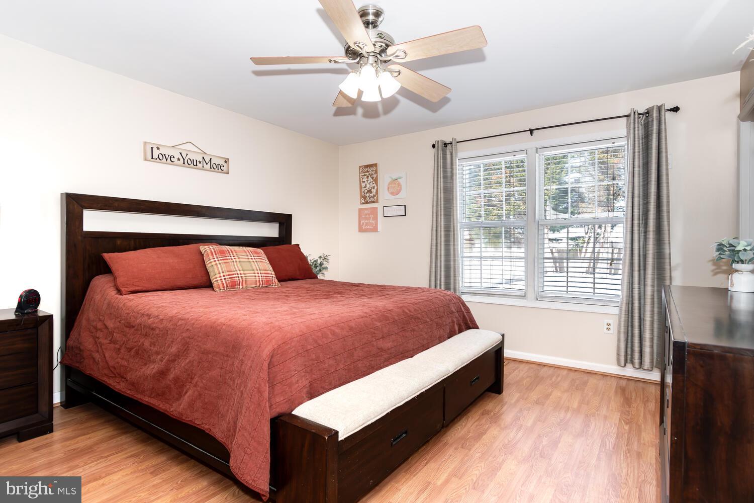 3 Oak St