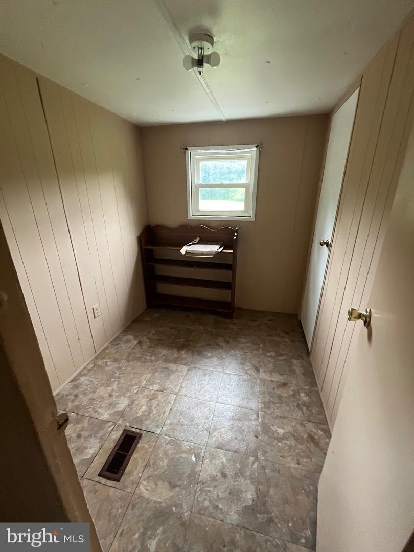 25035 Auction Rd