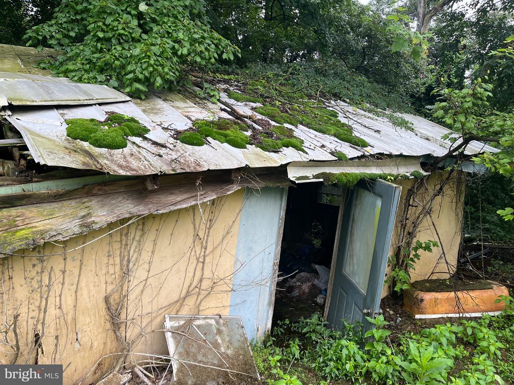 25035 Auction Rd