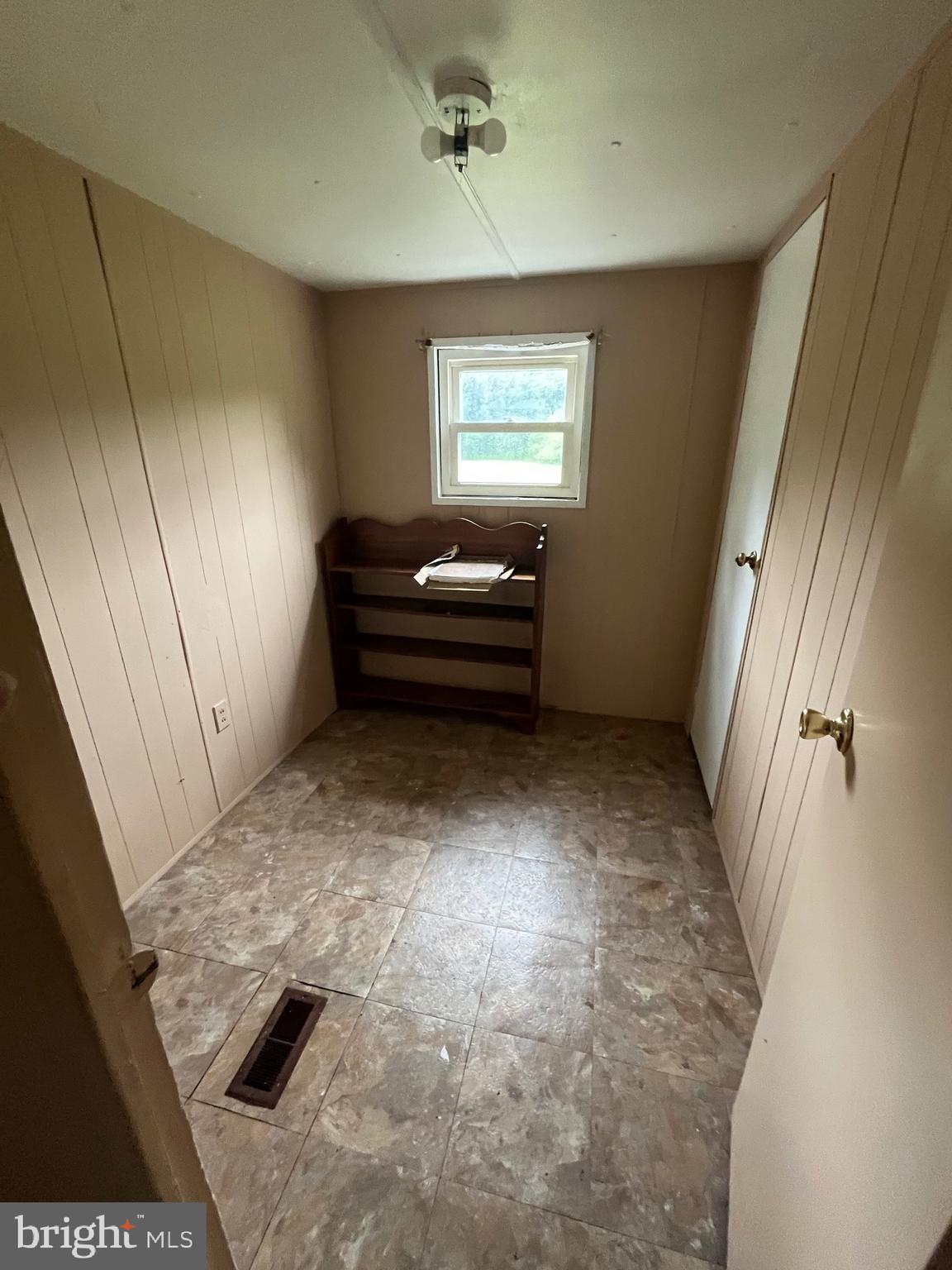 25035 Auction Rd