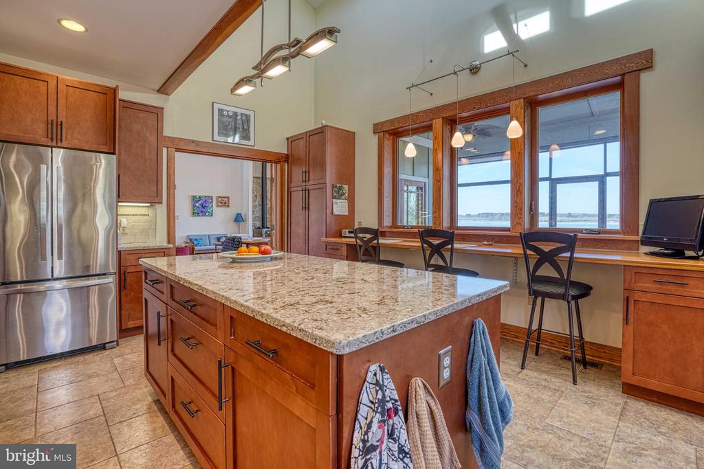 23556 Gilpin Point Rd
