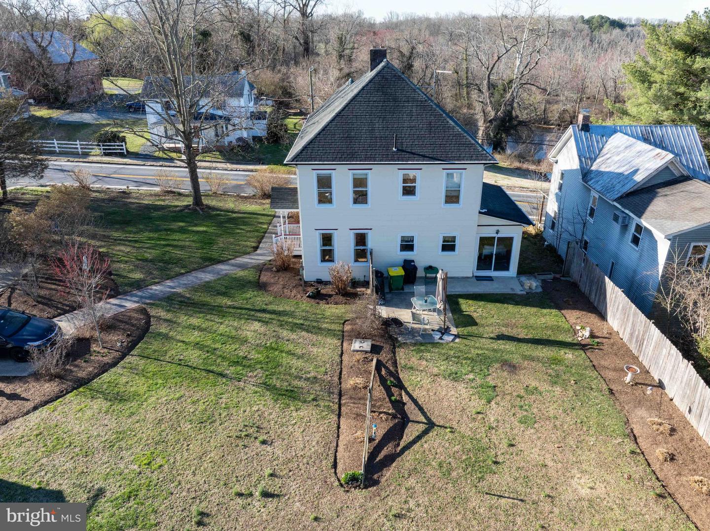 21954 Main St