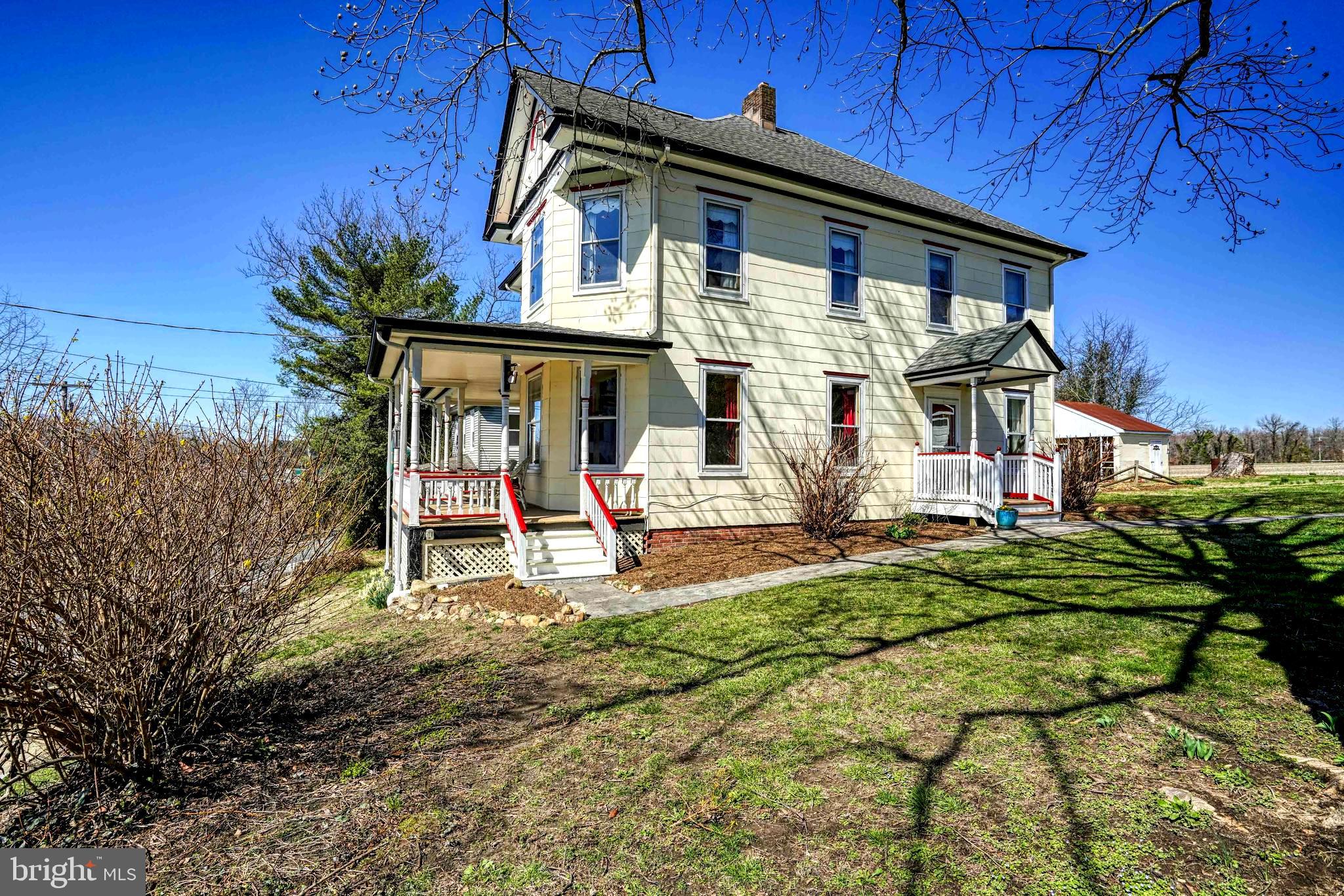 21954 Main St