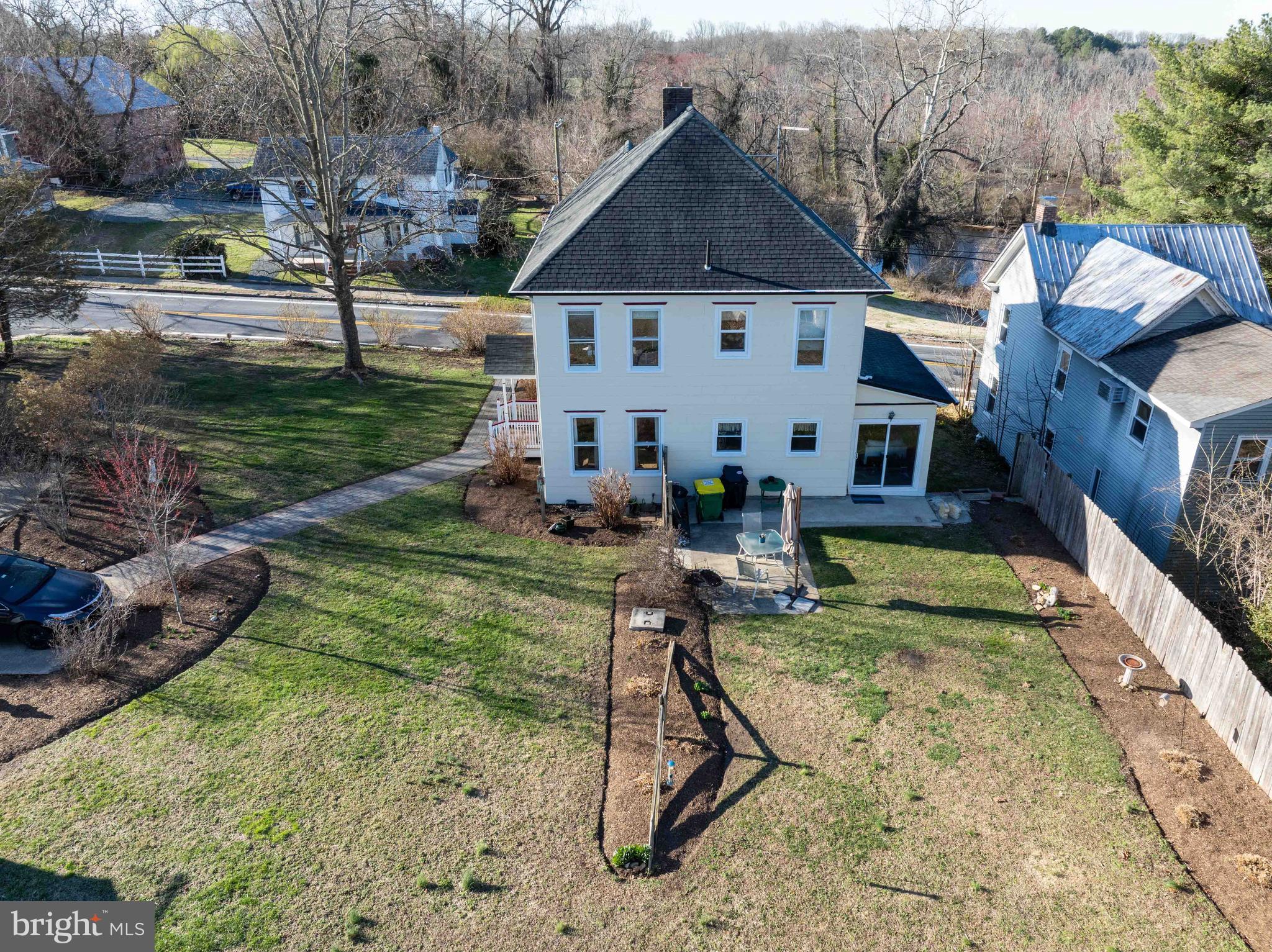 21954 Main St