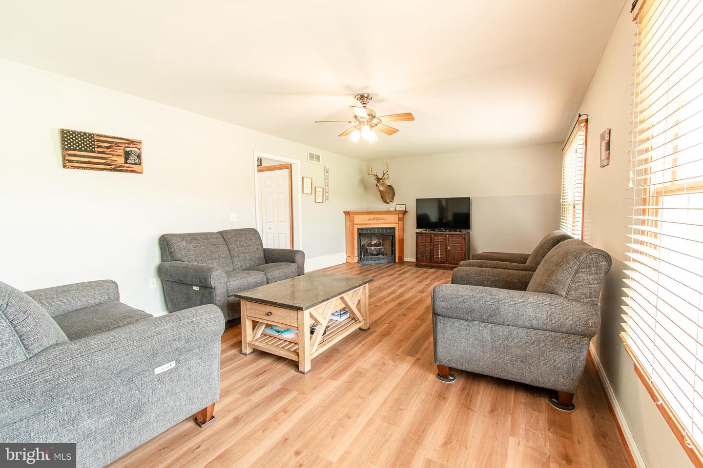 22408 Hog Creek Rd